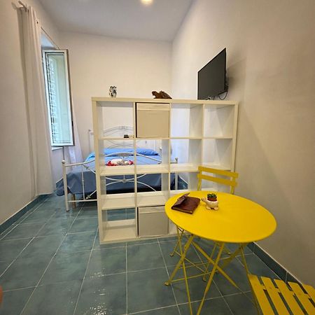 شقة Curniciell Relais نابولي المظهر الخارجي الصورة