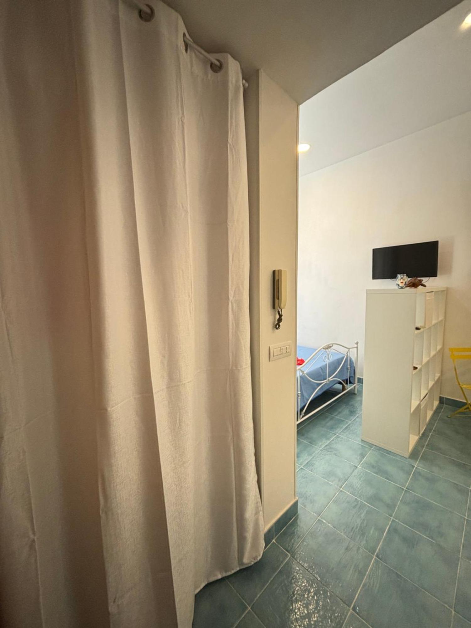 شقة Curniciell Relais نابولي المظهر الخارجي الصورة