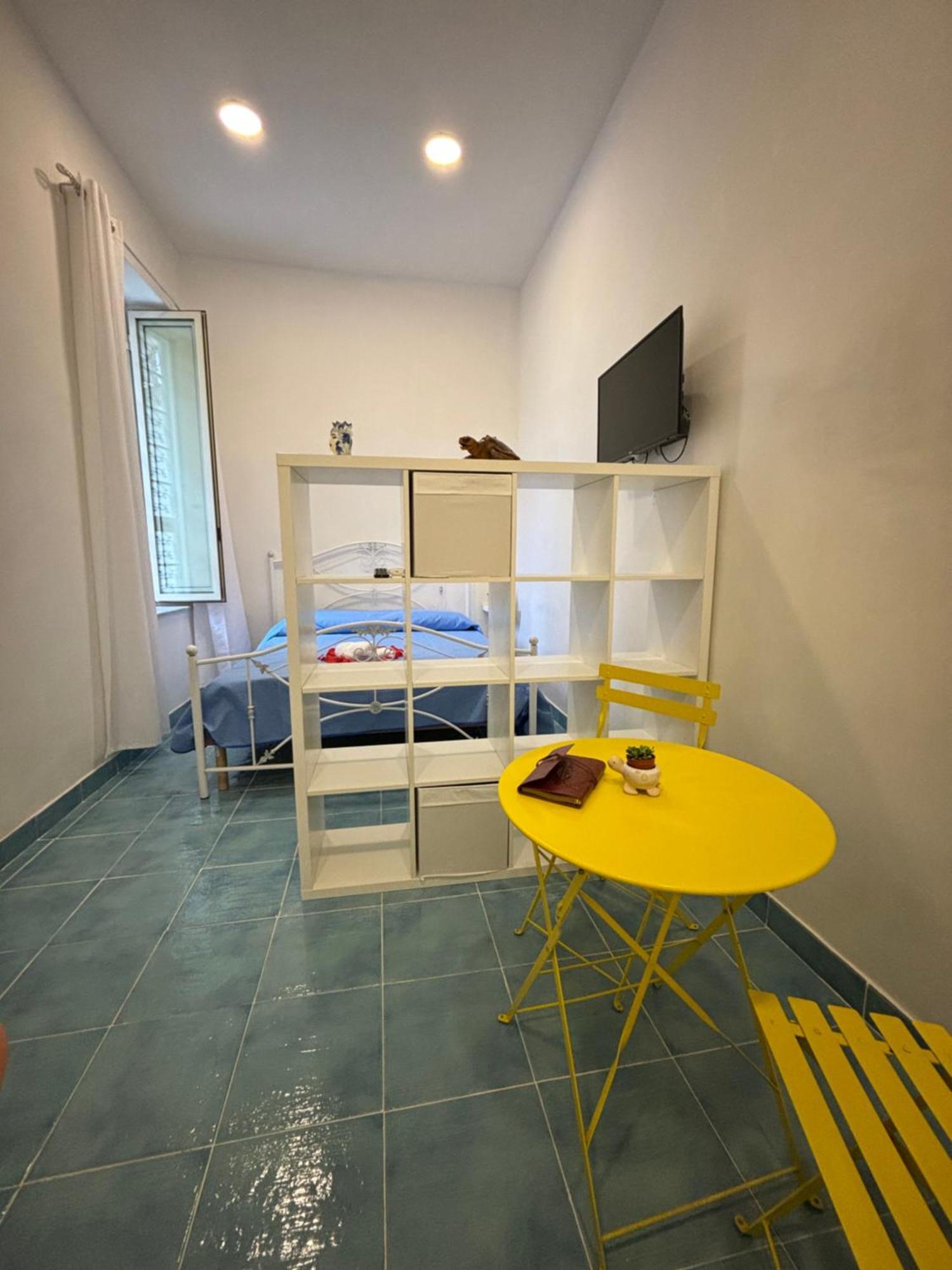 شقة Curniciell Relais نابولي المظهر الخارجي الصورة