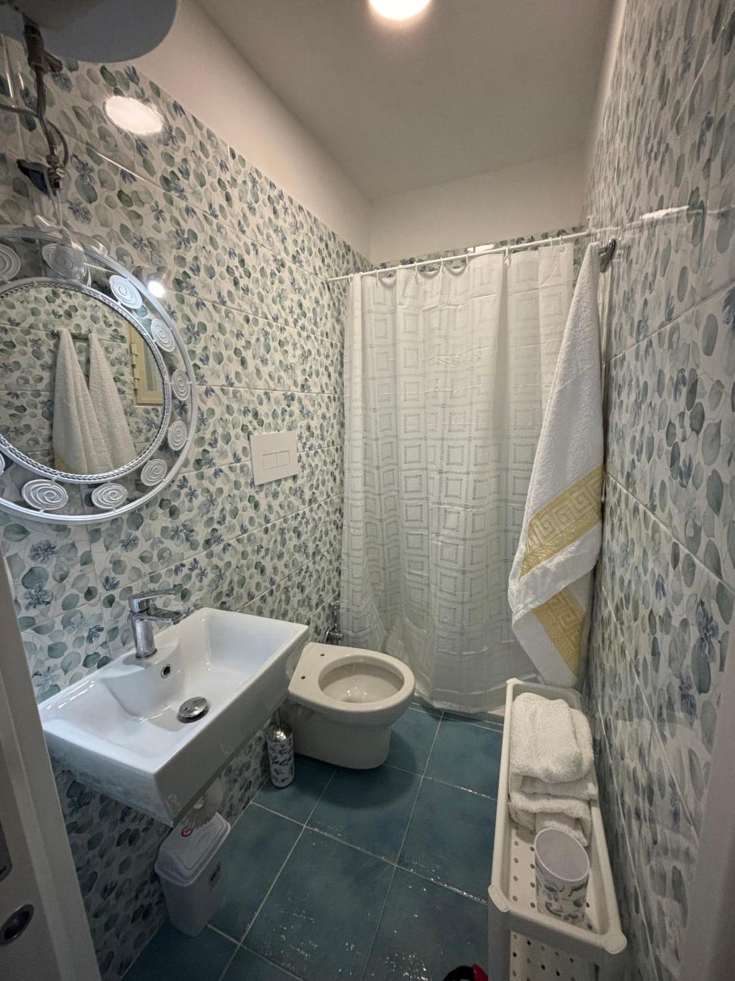شقة Curniciell Relais نابولي المظهر الخارجي الصورة